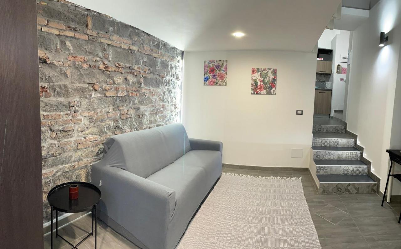 La Casa Di Karola Apartment Catania Luaran gambar