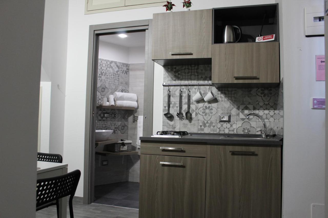 La Casa Di Karola Apartment Catania Luaran gambar