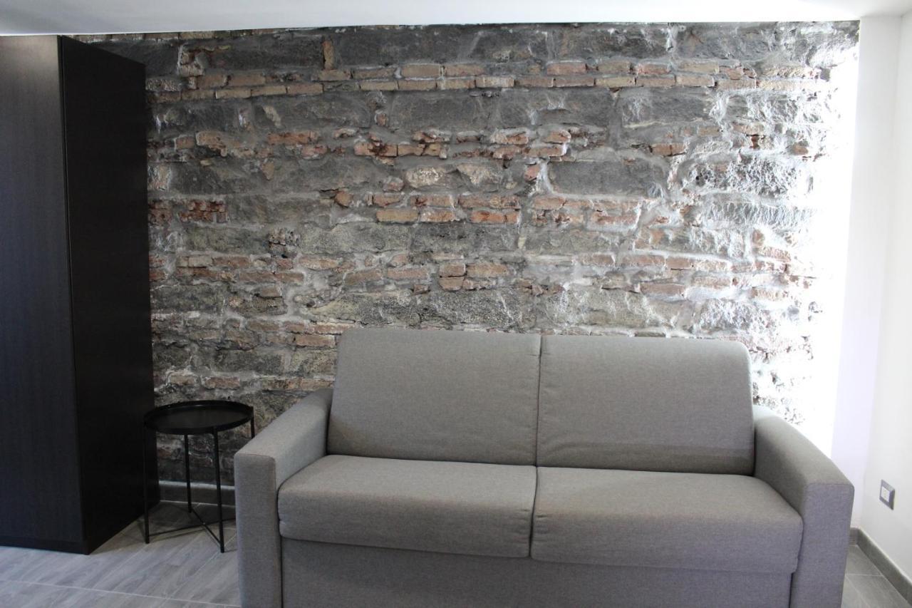 La Casa Di Karola Apartment Catania Luaran gambar