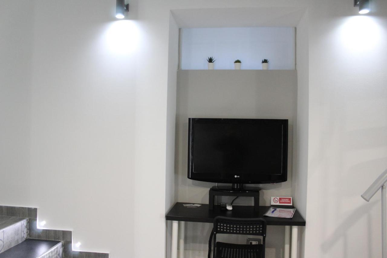 La Casa Di Karola Apartment Catania Luaran gambar