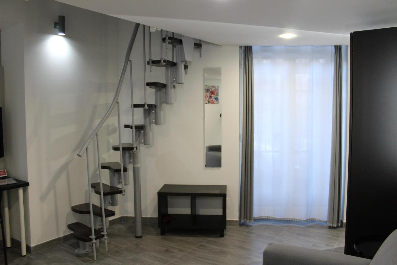 La Casa Di Karola Apartment Catania Luaran gambar